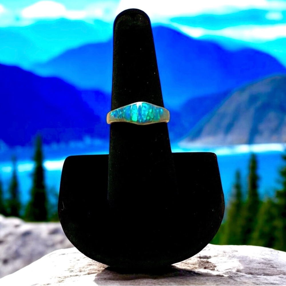 Sterling Silver Inlay Blue Lab Opal Band Ring